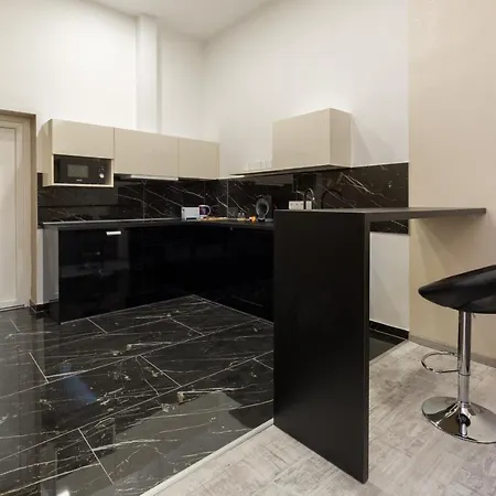 The Golden Executive Apartment